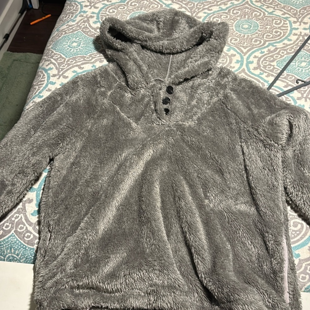 Gray hooded black buttons  brand Kirundo so soft